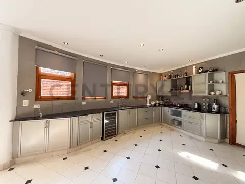 Casa en Venta en Manuel B Gonnet, USD 630.000