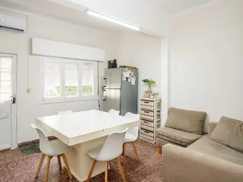 VENTA CASA 3 AMB C/JARDIN Y QUINCHO QUILMES ESTE