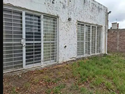 Casa de 3 hab. Bº Privado del Paso II, Santa Lucia