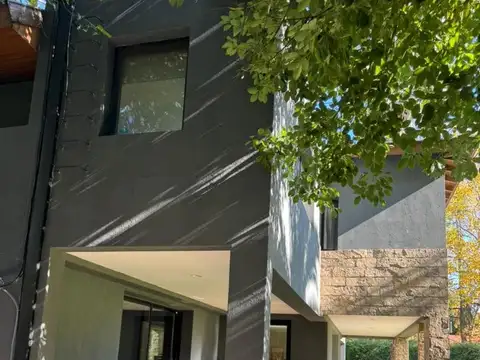 Venta Casa San Carlos Country Club, Malvinas Argen