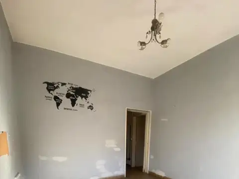ORR. Venta de casa, pleno centro de Polvorines apta crédito.