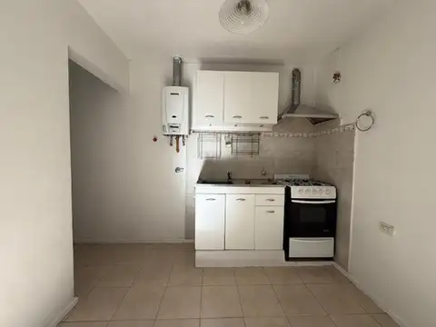 Casa en Alquiler en Lamadrid, $ 650.000