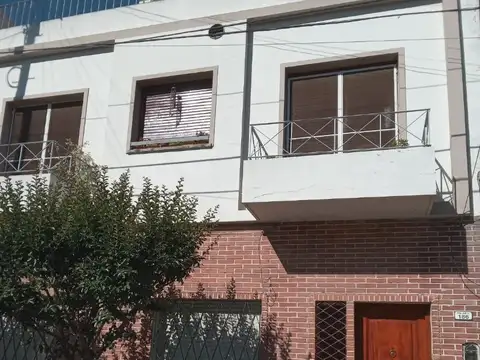 PH DEPARTAMENTO EN VENTA EN HAEDO 3 AMBIENTES