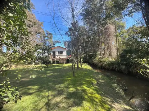 CASA DE 3 AMBIENTES CON PARQUE ,DELTA, TIGRE 