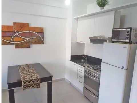 E Ezcurra 400