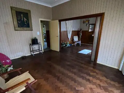 Casa en Venta en Burzaco, USD 220.000