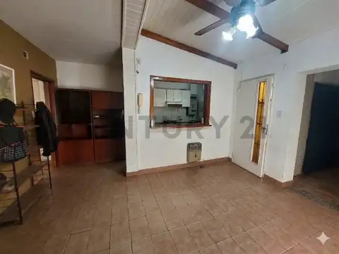 Iriondo 5200, Piso 0