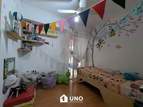 Departamento 4 ambientes con 2 baños