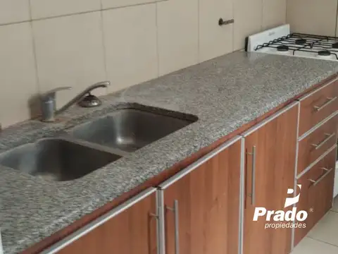 Departamento en Alquiler en Parque Alberti, $ 600.000