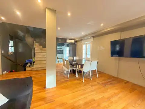 Casa 4 ambientes con 3 baños