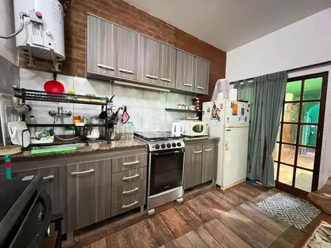 Depto Tipo Casa en Venta 56 años