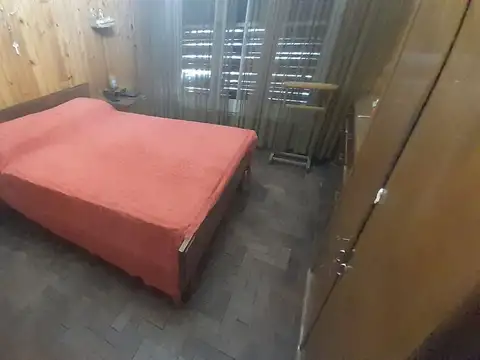 VENTA - CASA 3 DORMITORIOS A MTS. DE AV. GRAL. PAZ