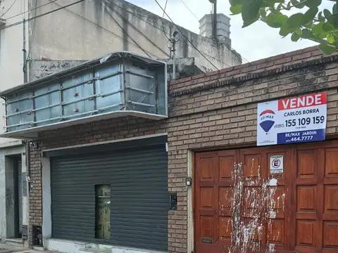 Terreno en 25 de Mayo 1275 apto 1530 metros const