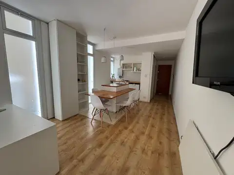 Departamento en Alquiler en Martín, $ 450.000