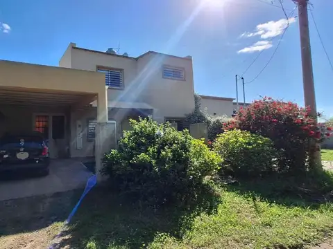 Casa en barrio Chacra 12 Cañuelas