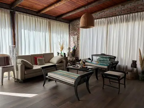 Barrio Cube Frente Al Lago