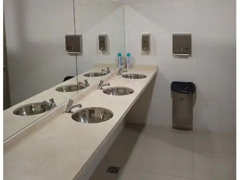 Oficina en Venta con 2 cocheras