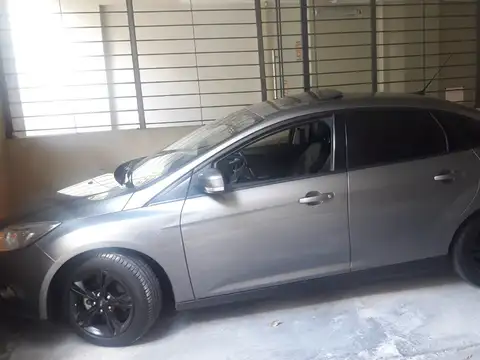 Cnel Rauch 3300, Piso PB