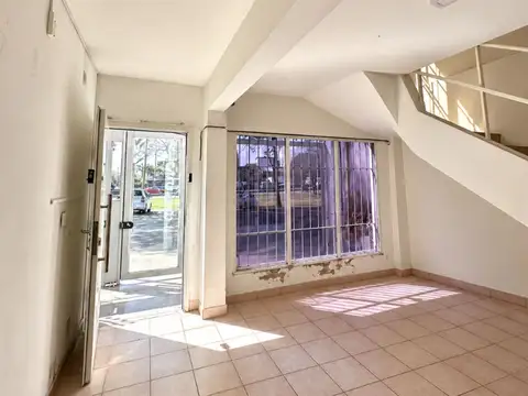 Oficina Monoambiente con 2 baños