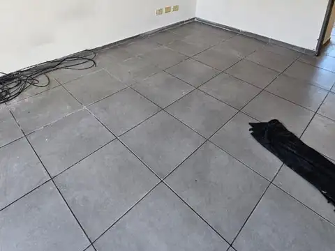 Lavalle 885 , Piso 2