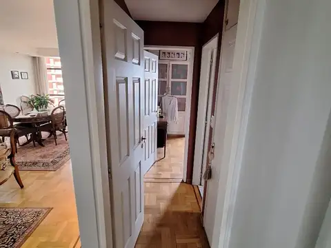 Departamento de Tres Ambientes en Venta en Ramos Mejia