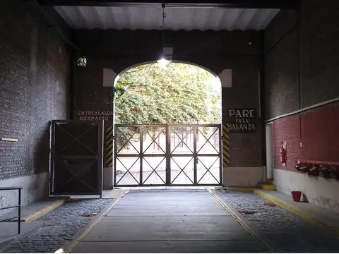 Galpón en Barracas de 11.330 m2 de terreno