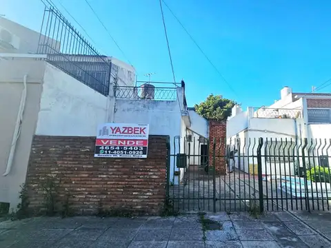 DEPARTAMENTO DE 2 AMB. TIPO PH CON COCHERA Y TERRAZA PROPIA