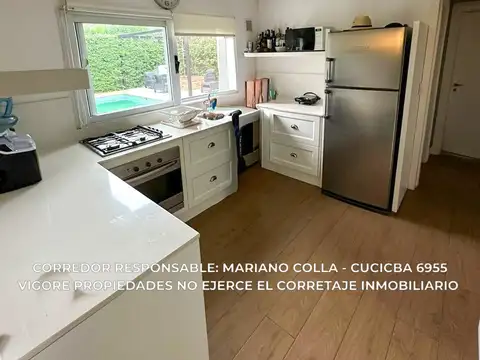 Casa 6 ambientes con 2 baños