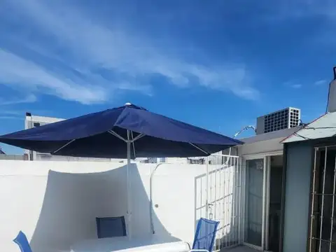 Depto Tipo Casa en Alquiler Temporal de 4 ambientes