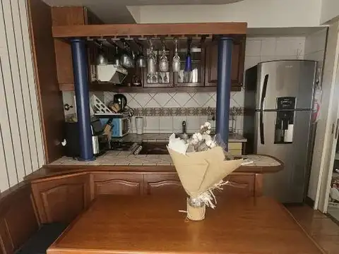 Depto Tipo Casa en Alquiler Temporal con 2 cocheras