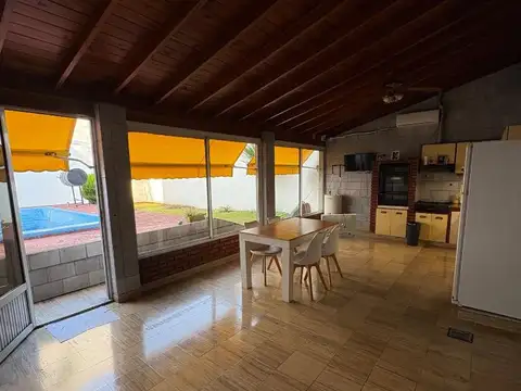 Casa ideal dos familias - Liniers