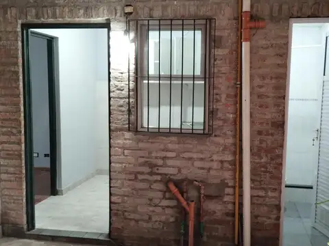 Depto Tipo Casa en Alquiler de Monoambiente