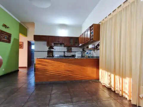 Depto Tipo Casa 4 ambientes con 1 baño