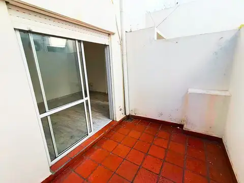 Depto Tipo Casa en Alquiler de 2 dormitorios