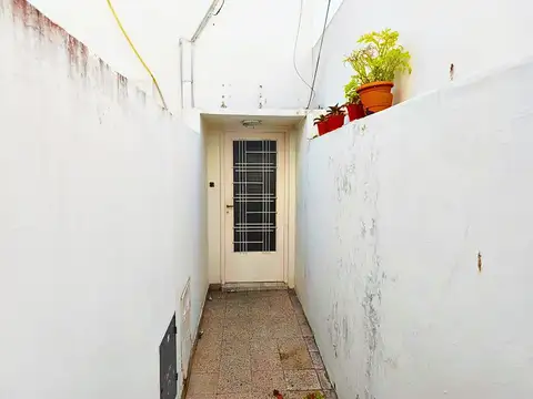 Depto Tipo Casa en Alquiler de 4 ambientes