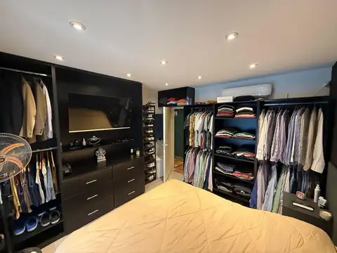 Moderna Casa En Loma Verde
