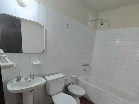 Departamento 3 ambientes con 1 baño