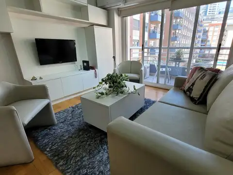 Monoambiente Puerto Madero con pileta amenities ideal inversor. Departamento en Venta
