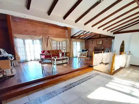 Donato Alvarez Al  700 - Morón