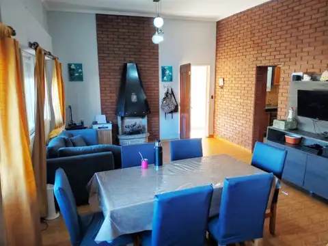 Depto Tipo Casa en Venta de 3 ambientes