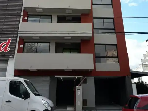 Coronel Ramón Lorenzo Falcón 6400, Piso 4