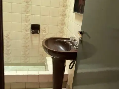 Depto Tipo Casa en Venta 60 años