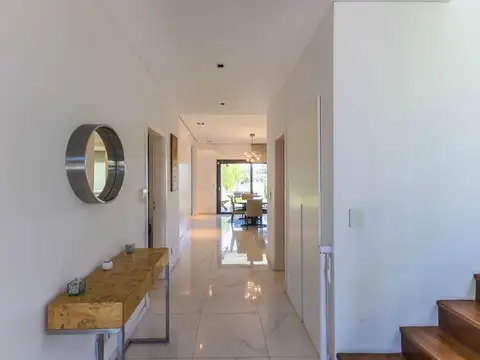Casa en Venta en La Comarca, USD 550.000