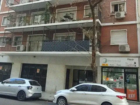 ALQUILER - 3 ó 4 AMBIENTES GRANDE - AL FRENTE - DEPENDENCIA - Marcelo T. de Alvear e/Riobamba y Ayacucho