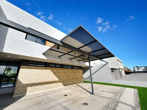 VENTA COMODO DUPLEX 3 DORM SOLARES DE MANANTIALES 