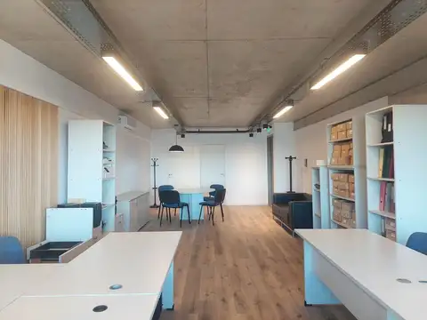 ALQUILER DE OFICINA PISO ALTO A ESTRENAR