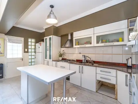 Casa en Venta en Bahia Blanca, USD 190.000