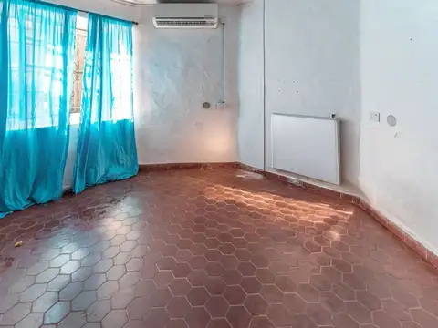 VENTA CASA, QUINTA PILETA. PARQUE DE 1362 M2 APTA