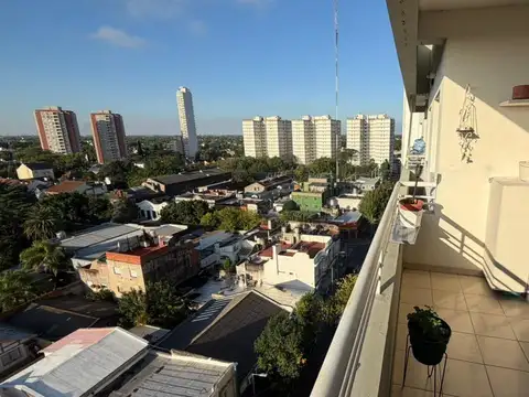Departamento 3 amb con cochera y balcon