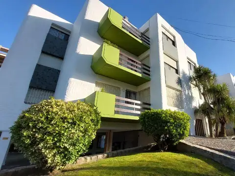 Avenida 1 entre Paseo 108 y 109